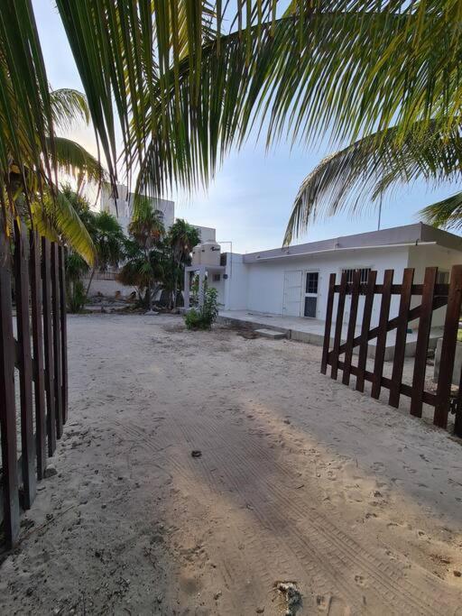 Casa Perla Marina, Pequena Casa Frente A La Playa. Διαμέρισμα El Cuyo Εξωτερικό φωτογραφία
